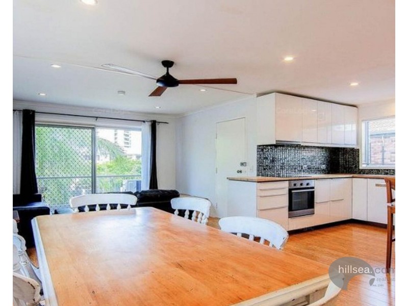 6/164 Frank Street, Labrador QLD 4215