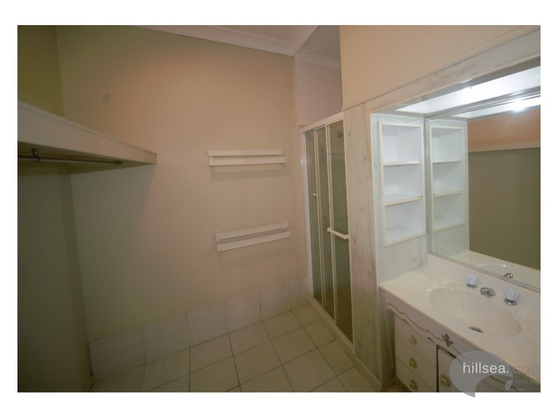 1/47 Harley Street, Labrador QLD 4215