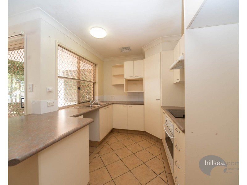 1/21 Central Street, Labrador QLD 4215