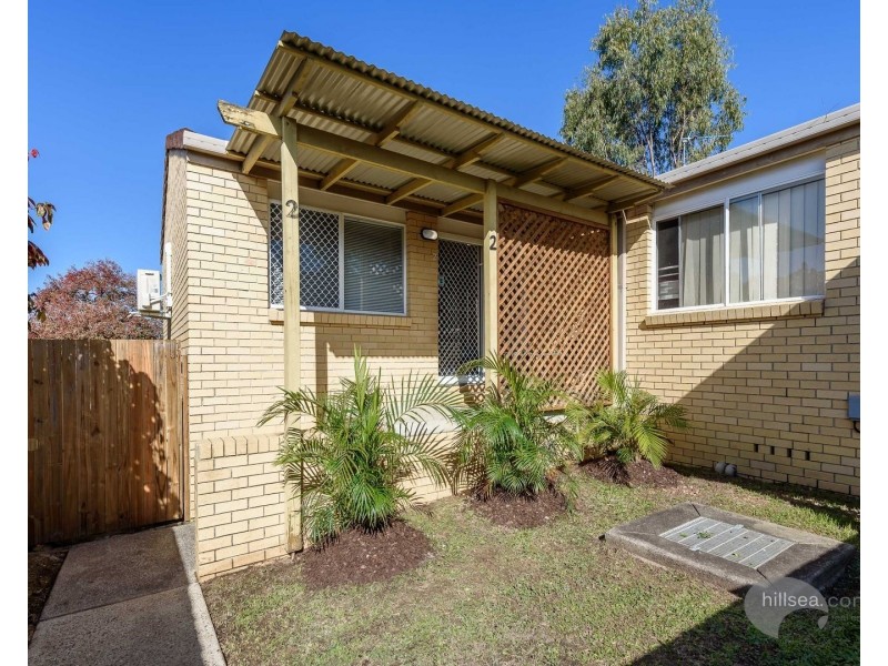 2/348 Government Road, Labrador QLD 4215