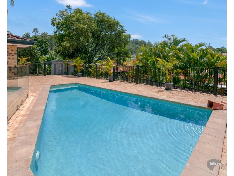 13 Papara Street, Pacific Pines QLD 4211