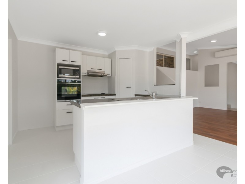 13 Papara Street, Pacific Pines QLD 4211