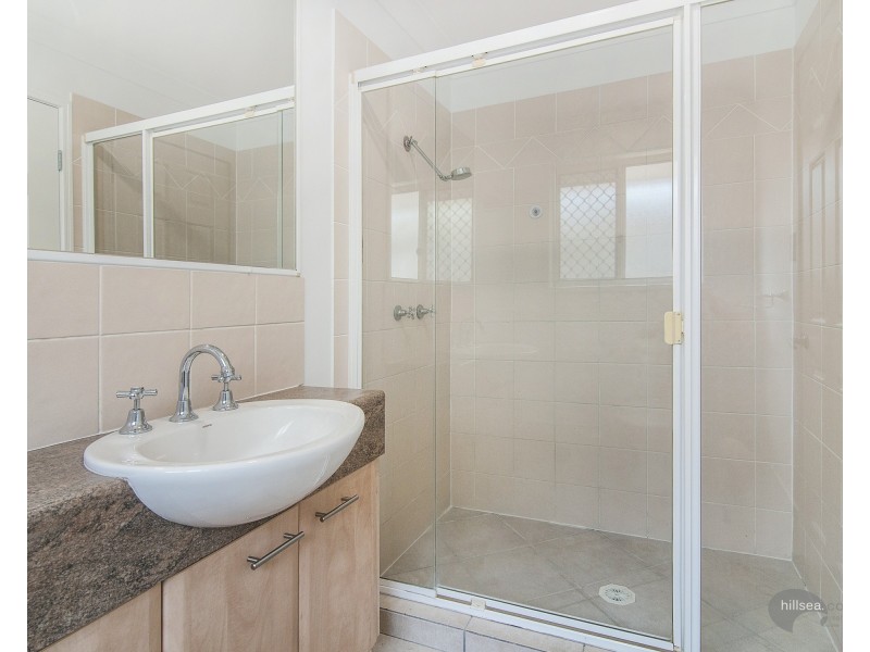 13 Papara Street, Pacific Pines QLD 4211