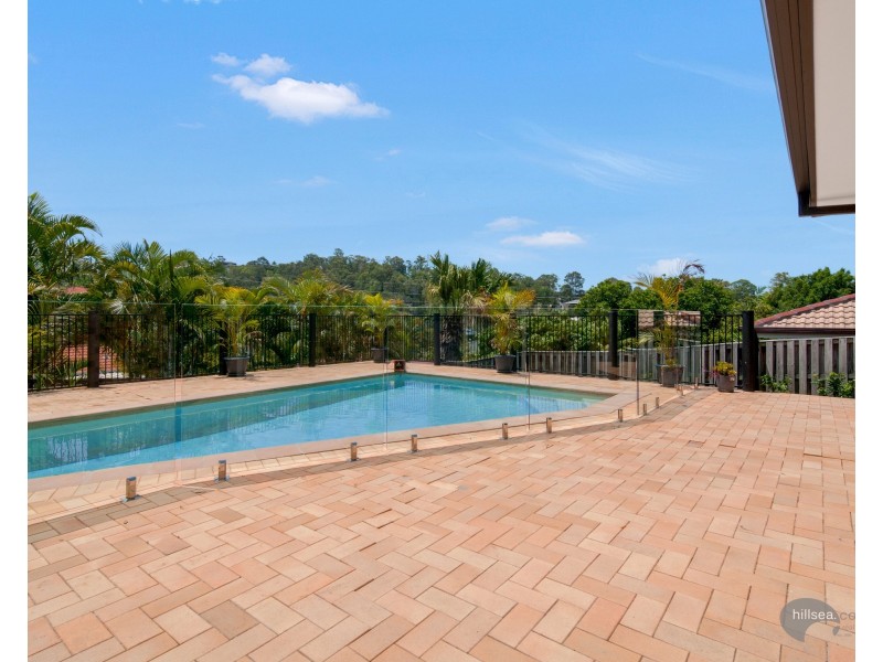 13 Papara Street, Pacific Pines QLD 4211