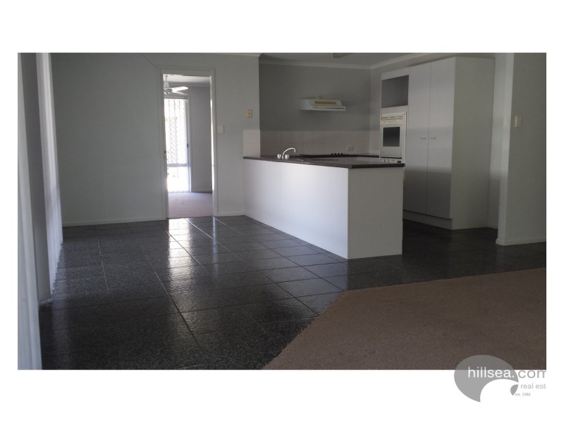 25 Gary Player Crescent, Parkwood QLD 4214