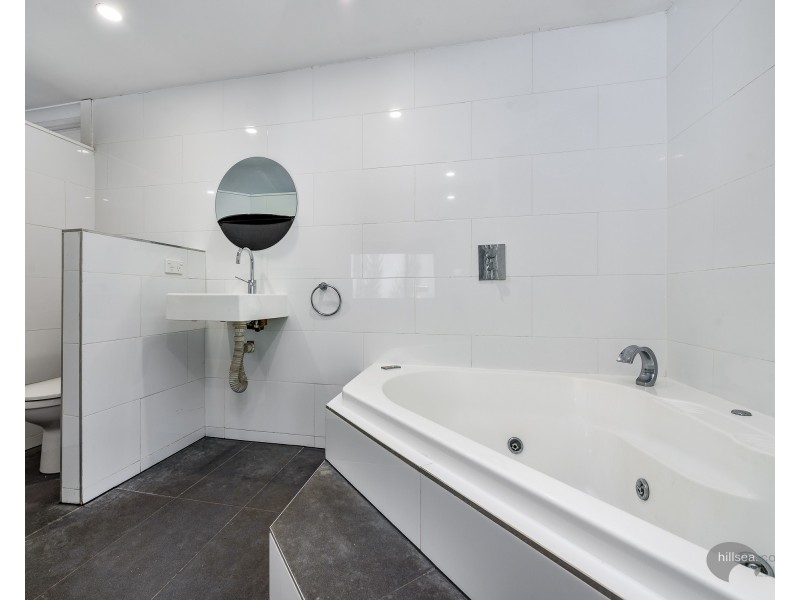 3/39 Madang Crescent, Runaway Bay QLD 4216