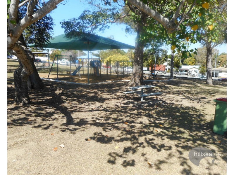 50 Lind Avenue, Southport QLD 4215