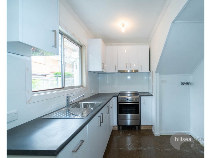 1/34 Labrador Street, Labrador QLD 4215