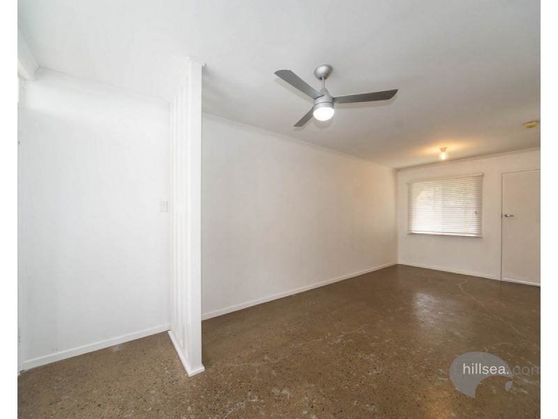 1/34 Labrador Street, Labrador QLD 4215