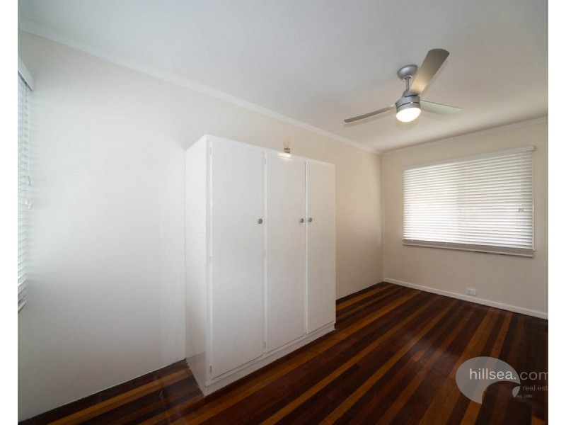 1/34 Labrador Street, Labrador QLD 4215