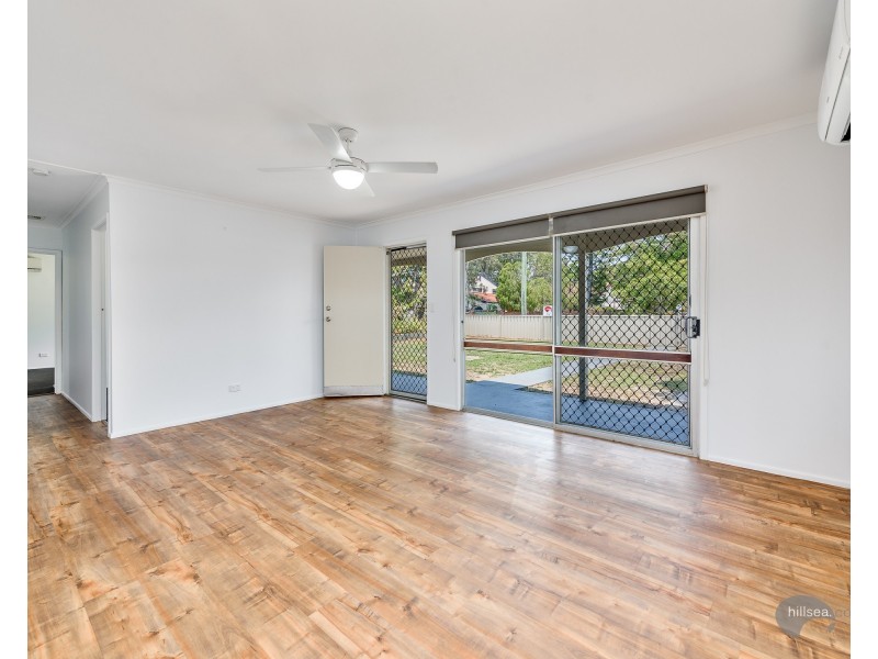 13 Milton Avenue, Paradise Point QLD 4216