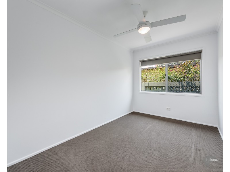 13 Milton Avenue, Paradise Point QLD 4216