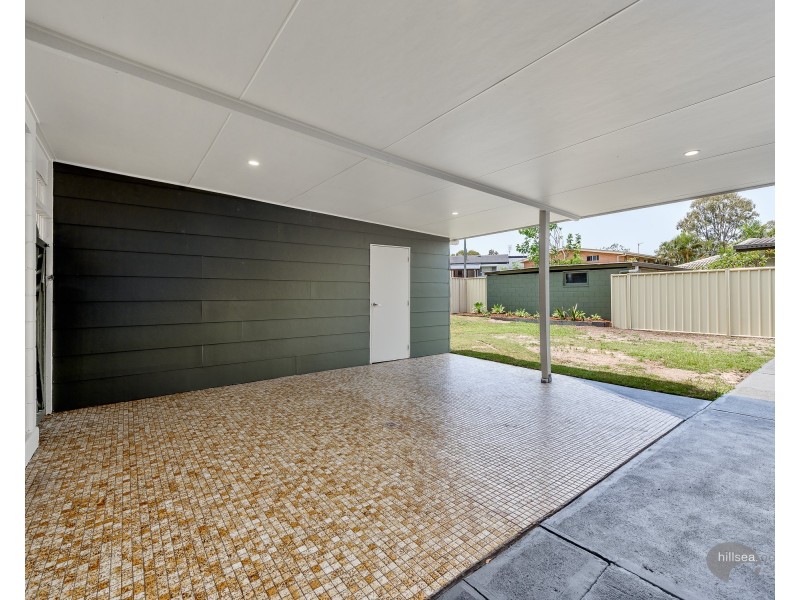 13 Milton Avenue, Paradise Point QLD 4216