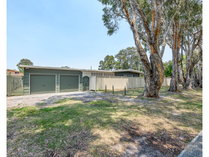 13 Milton Avenue, Paradise Point QLD 4216