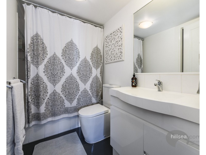 65/150 Marine Parade, Southport QLD 4215