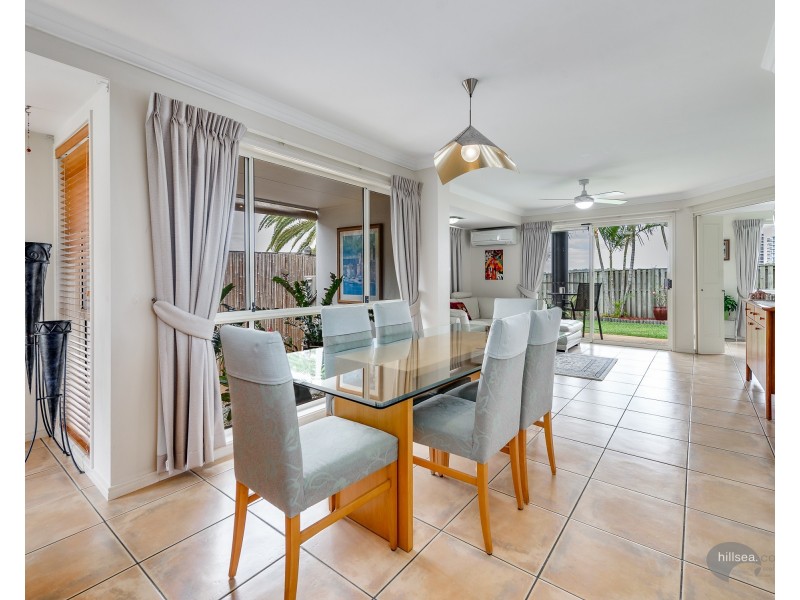 36/82-86 Limetree Parade, Runaway Bay QLD 4216