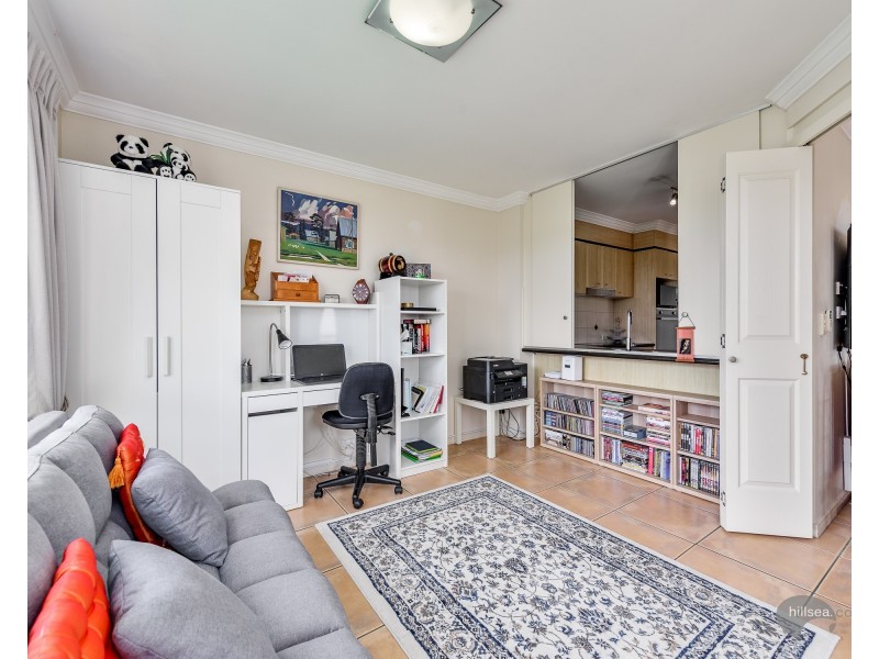 36/82-86 Limetree Parade, Runaway Bay QLD 4216