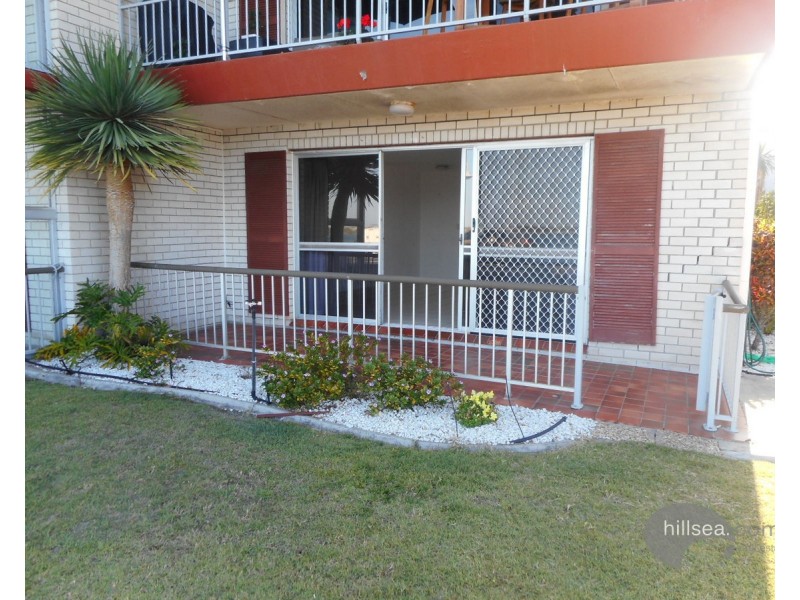 2/288 Marine Parade, Labrador QLD 4215