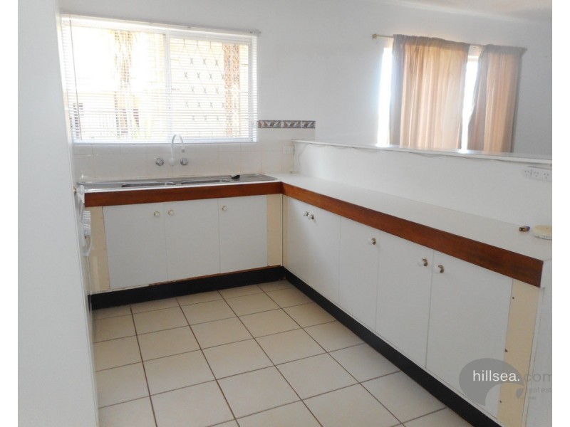 2/288 Marine Parade, Labrador QLD 4215