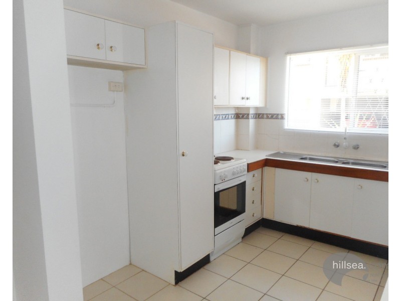 2/288 Marine Parade, Labrador QLD 4215