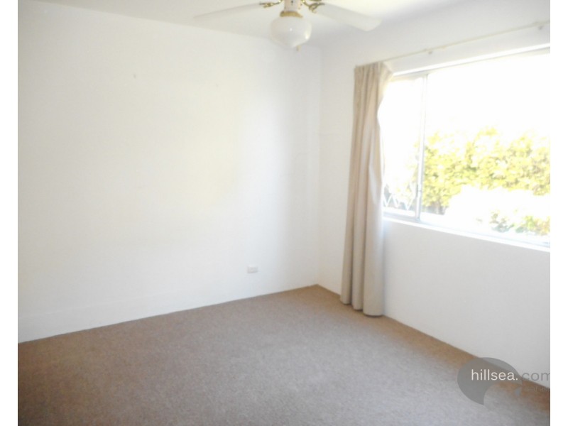 2/288 Marine Parade, Labrador QLD 4215