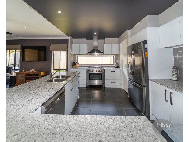 63 Peter Mills Drive, Gilston QLD 4211