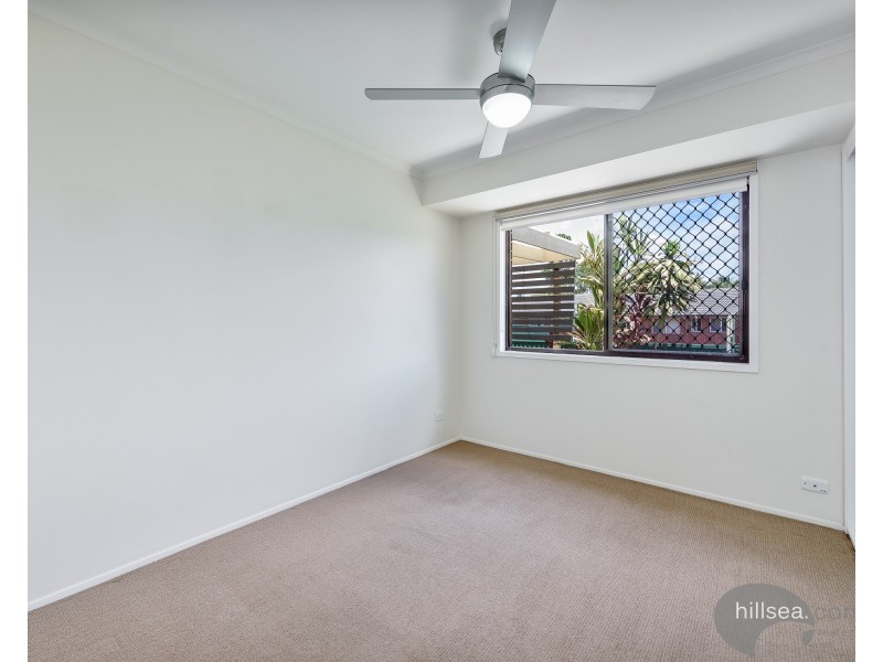 1/17 Hentdale Court, Labrador QLD 4215