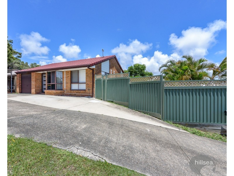1/17 Hentdale Court, Labrador QLD 4215