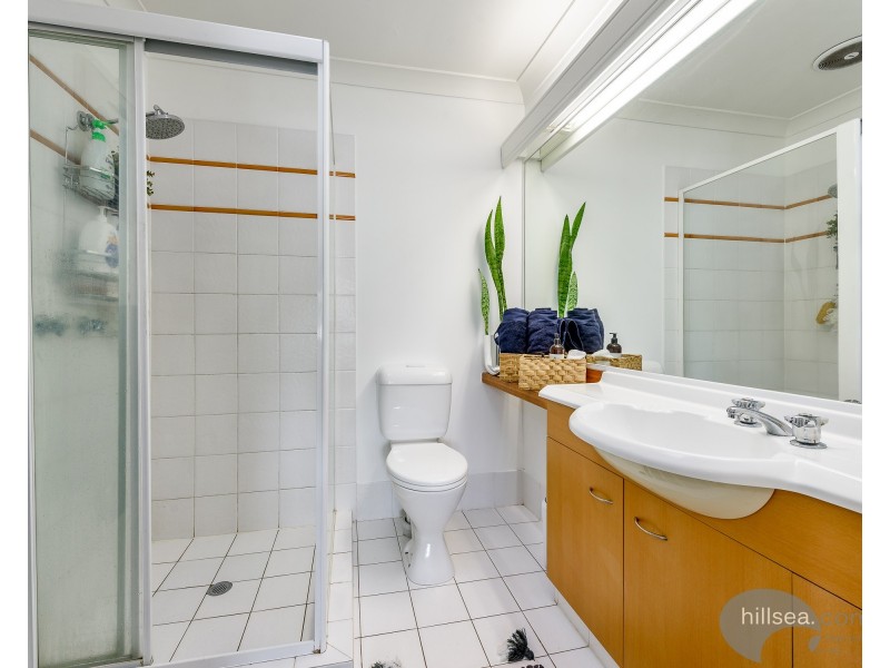 8/43 Myola Court, Coombabah QLD 4216