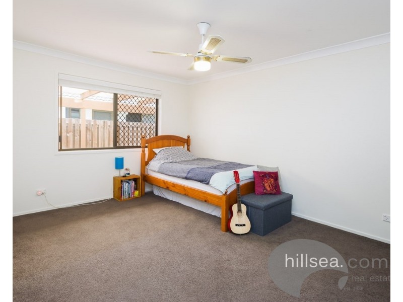 38 Sundown Drive, Paradise Point QLD 4216