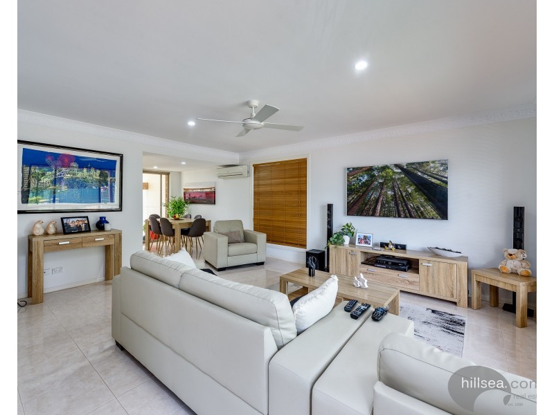1/348 Oxley Drive, Coombabah QLD 4216