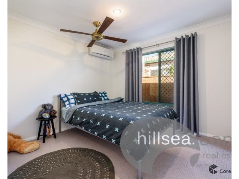 2/7 Coral Avenue, Labrador QLD 4215