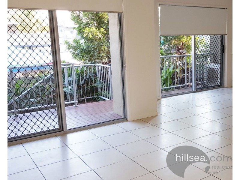 4/446 Pine Ridge Road, Coombabah QLD 4216