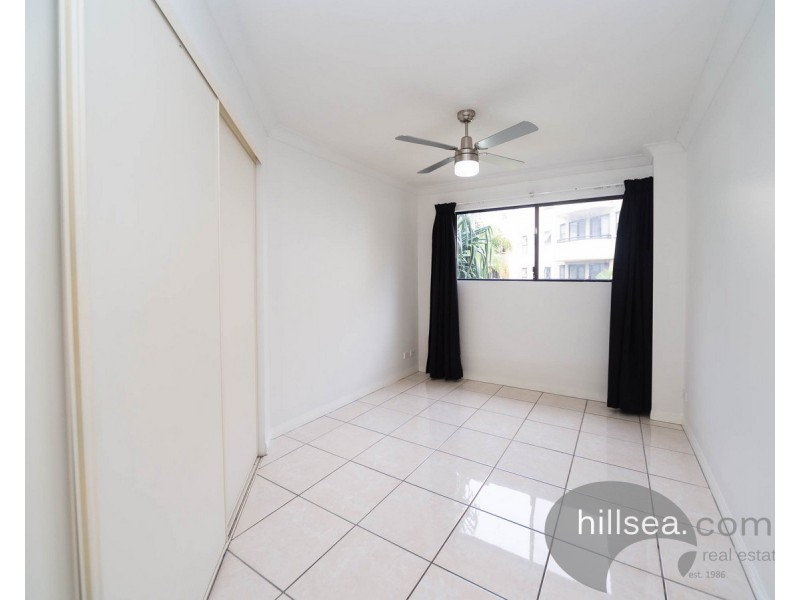 202/392 Marine Parade, Labrador QLD 4215