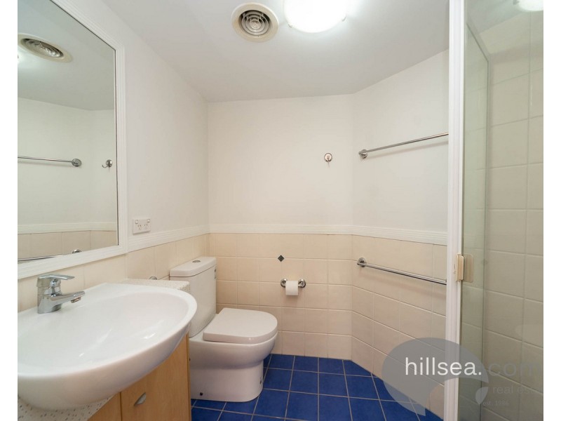 202/392 Marine Parade, Labrador QLD 4215