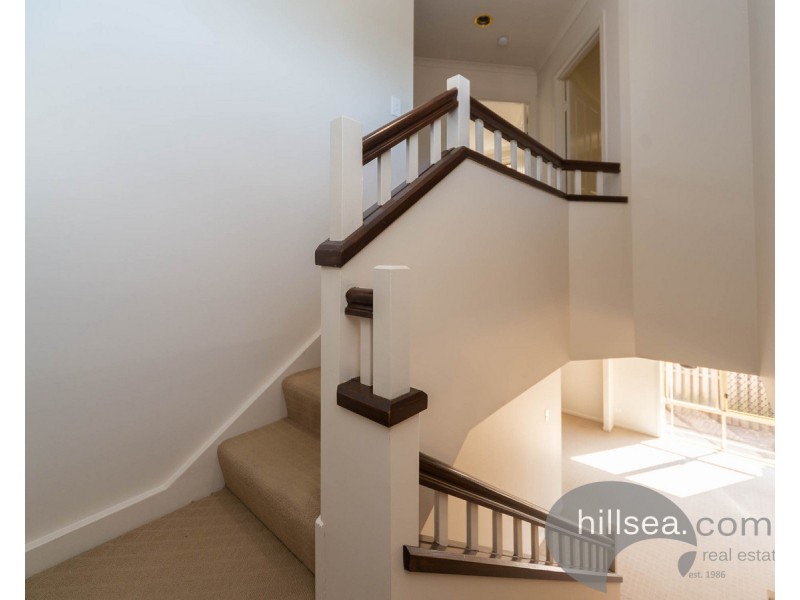 1/68B Bayview Street, Runaway Bay QLD 4216