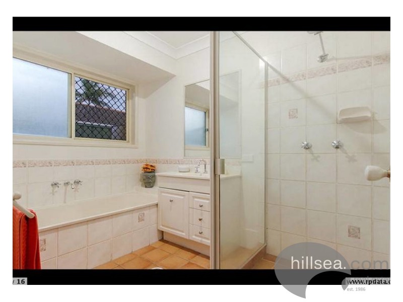 11 Ballybunion Drive, Parkwood QLD 4214