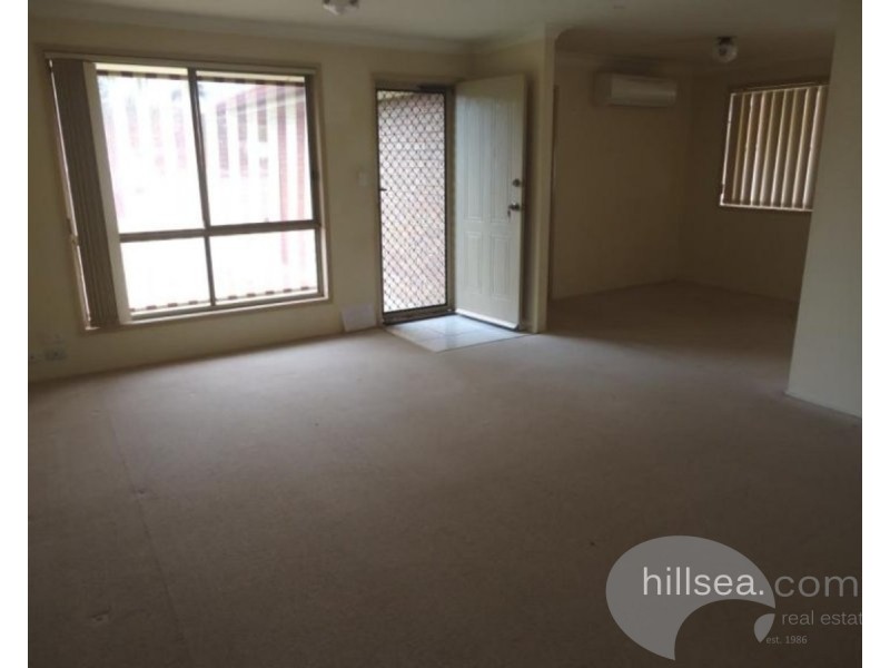 2/122 Oxley Drive, Paradise Point QLD 4216