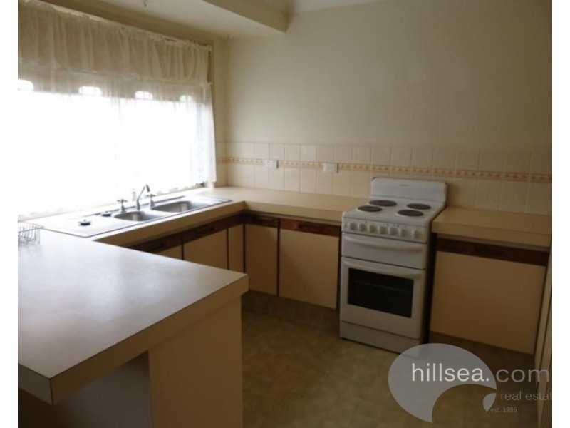 2/122 Oxley Drive, Paradise Point QLD 4216