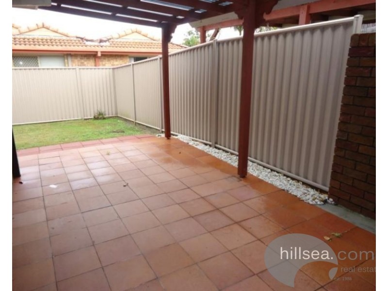 2/122 Oxley Drive, Paradise Point QLD 4216