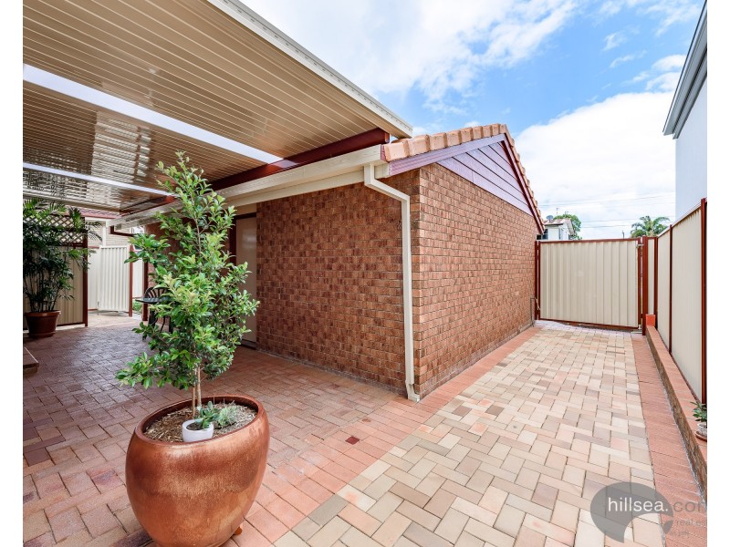 1/47 Milton Avenue, Paradise Point QLD 4216