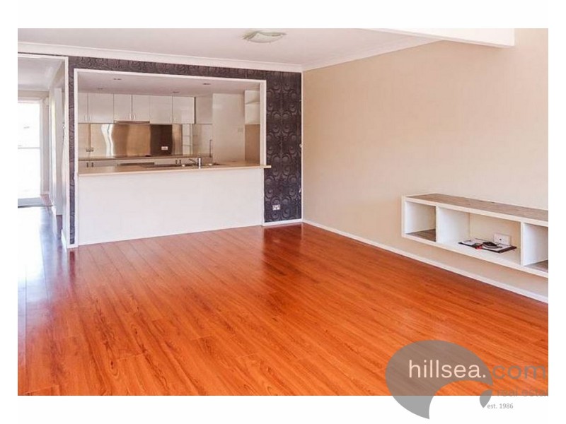 10/81 Olsen Avenue, Labrador QLD 4215