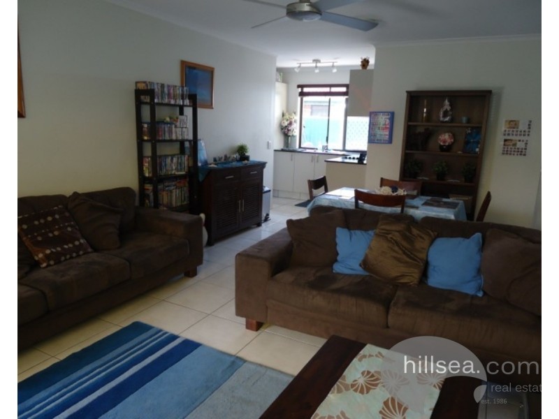 2/55 Morinda Way, Labrador QLD 4215