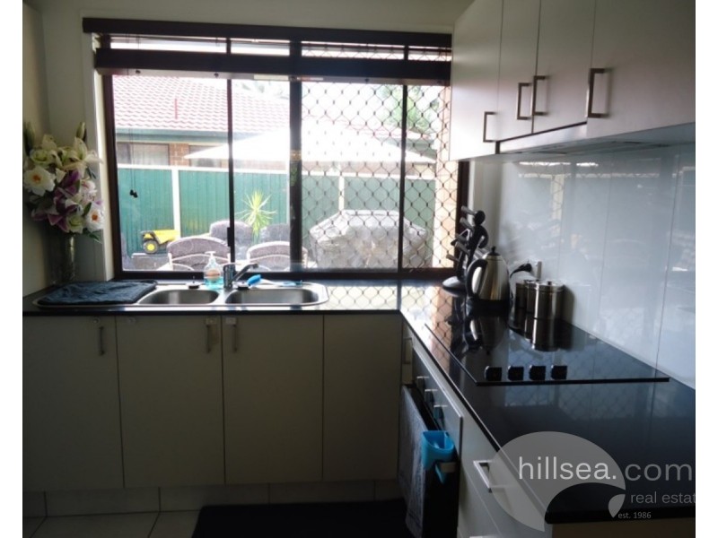 2/55 Morinda Way, Labrador QLD 4215