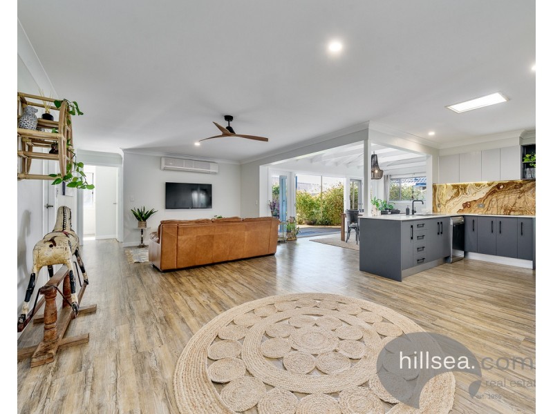 45 Walter Raleigh Cresent, Hollywell QLD 4216