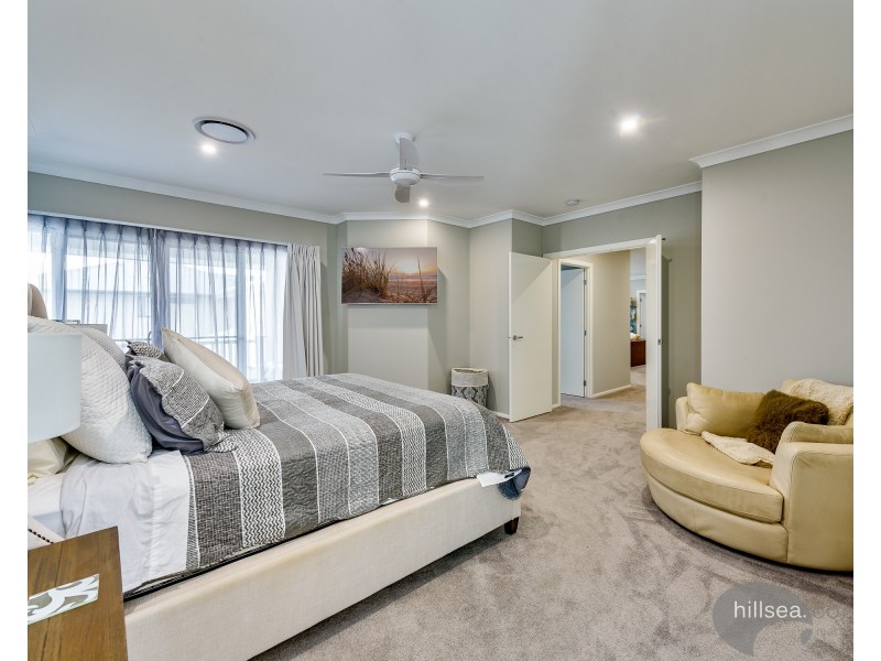 6 Lovat Street, Helensvale QLD 4212