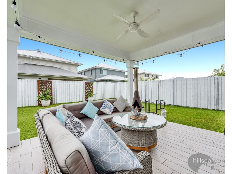 6 Lovat Street, Helensvale QLD 4212