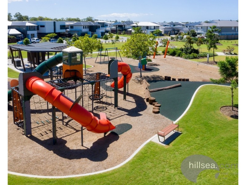 6 Lovat Street, Helensvale QLD 4212