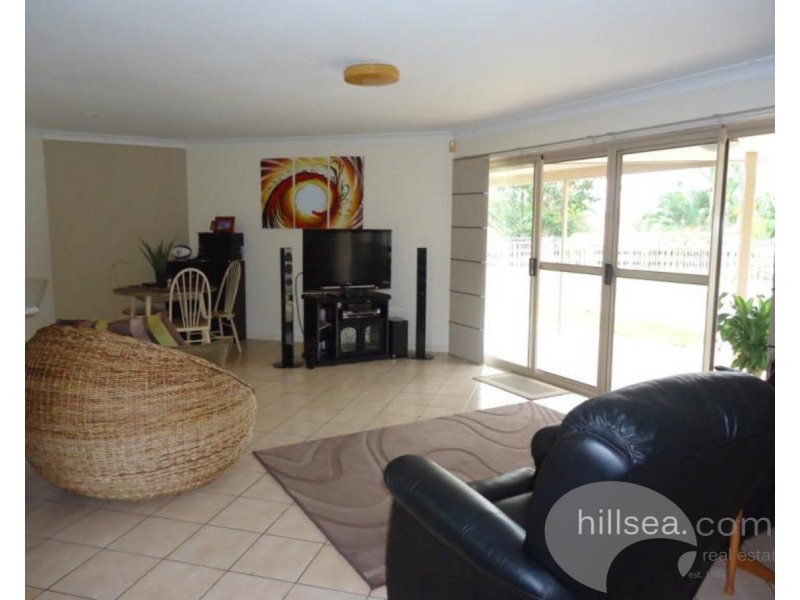 38 Henry Cotton Drive, Parkwood QLD 4214