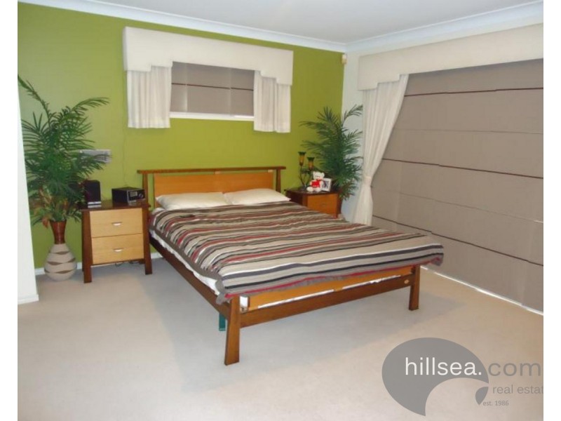 38 Henry Cotton Drive, Parkwood QLD 4214